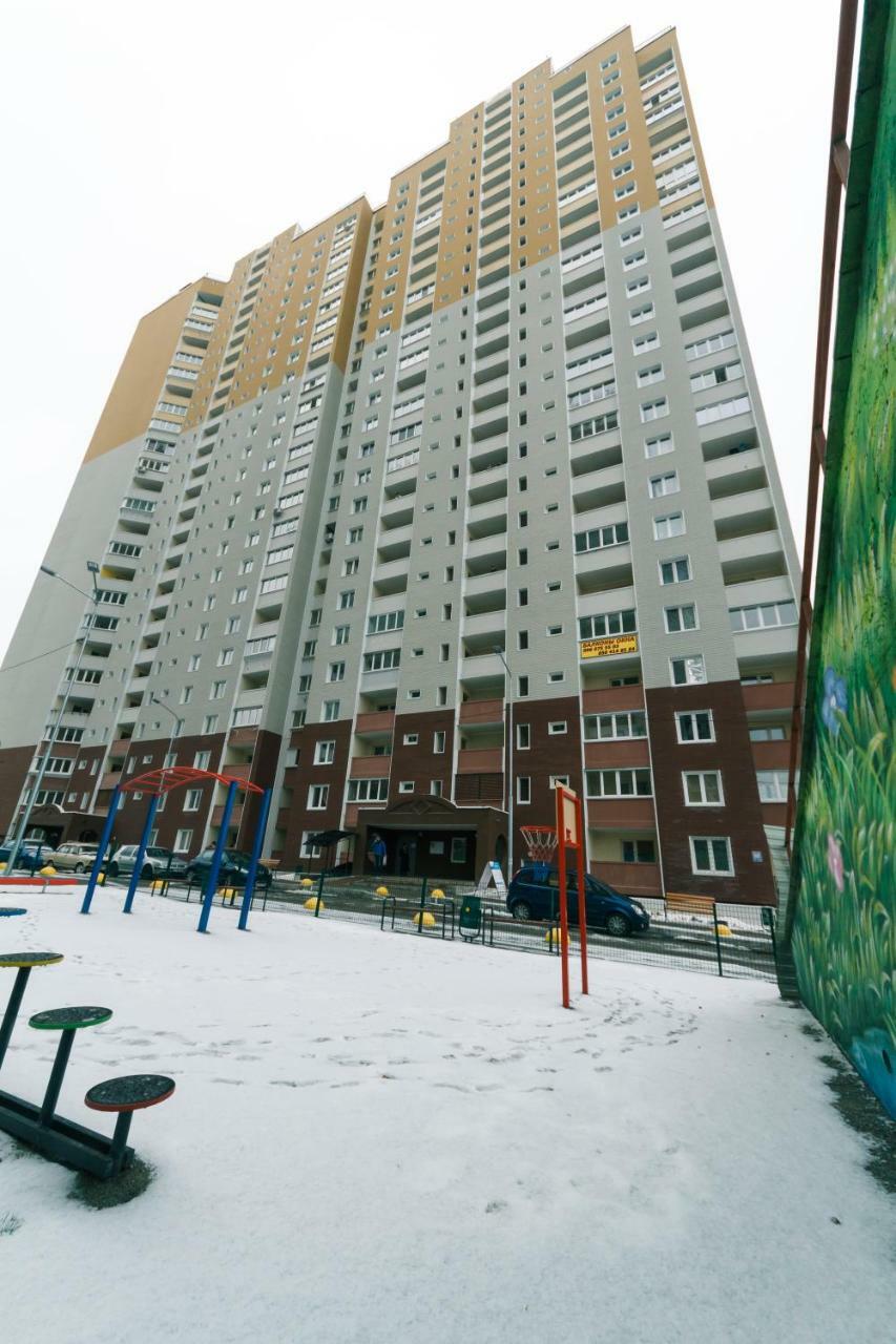 Видовая Квартира Yaroslavichi-2 Vyshhorod Bagian luar foto